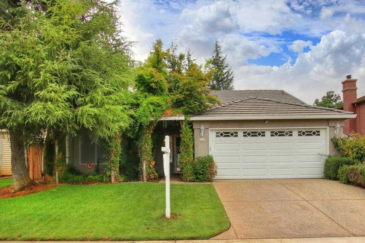 9427 Castleview Drive