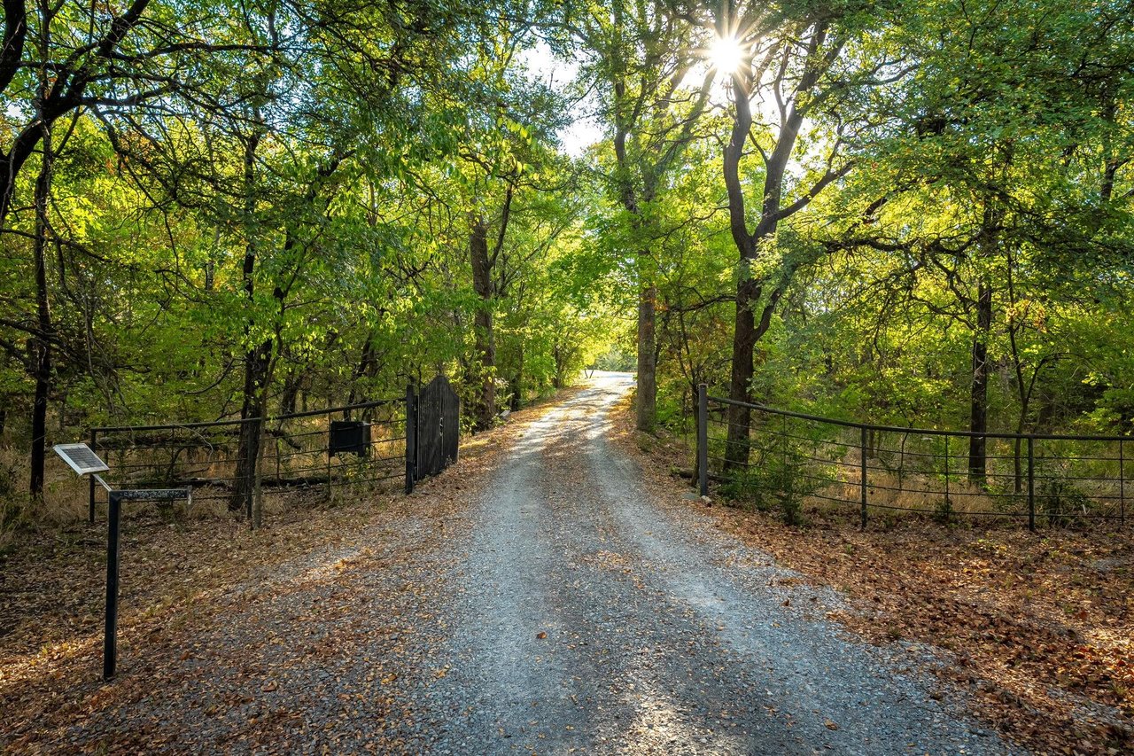 7390 Preston Road in Denison Has Just Hit the Market