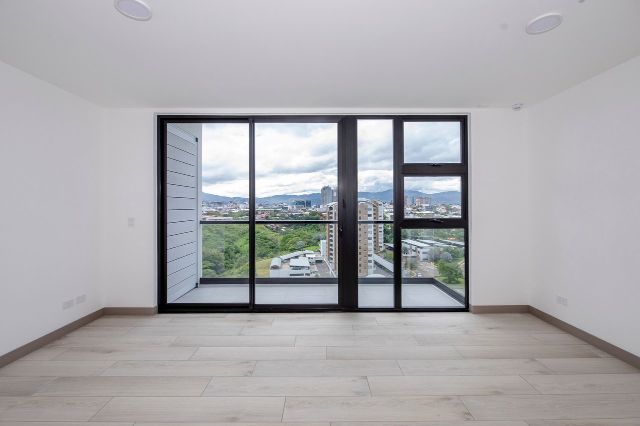 Corner Penthouse Nucleo Sabana, San Jose