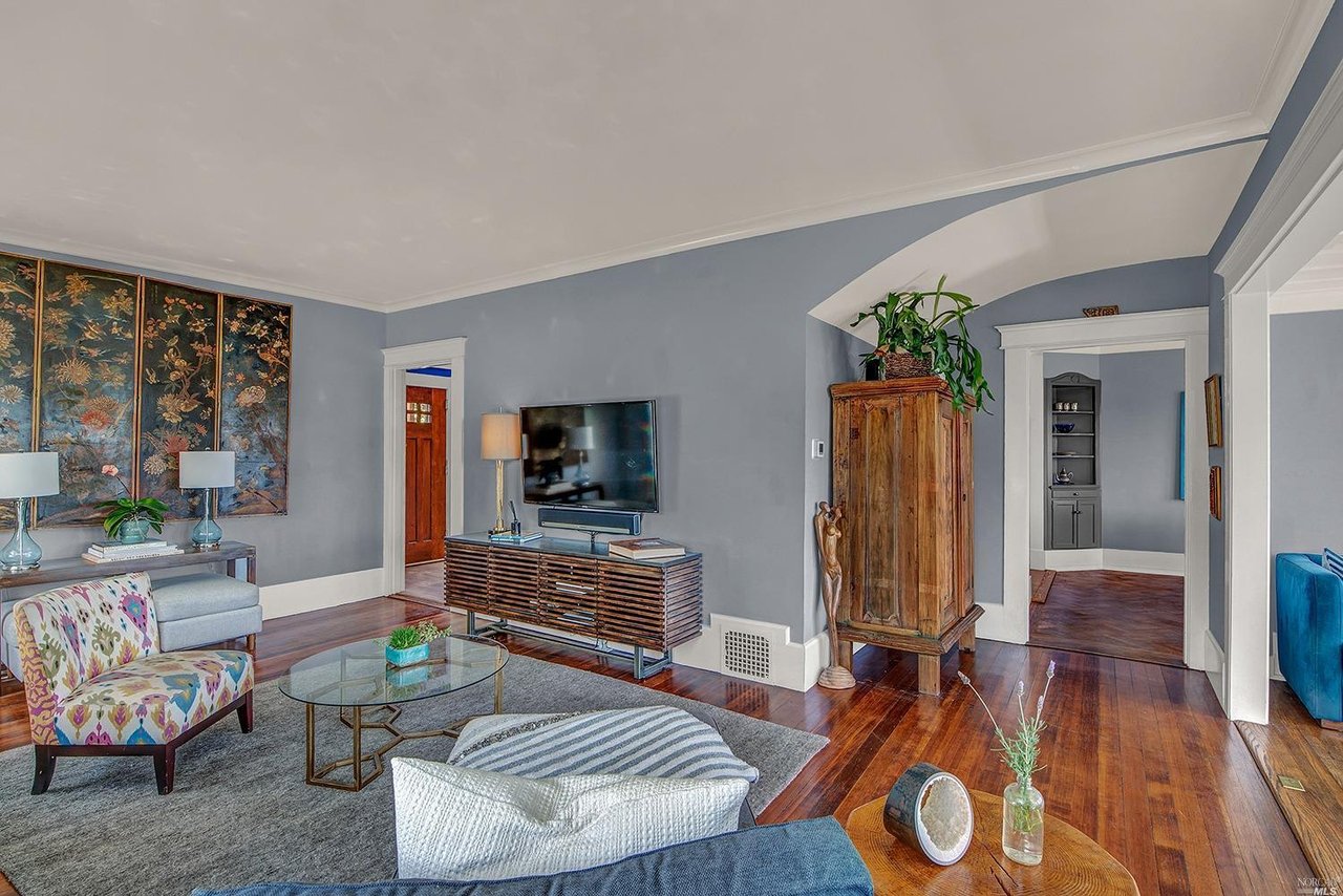 148 Harrison Avenue