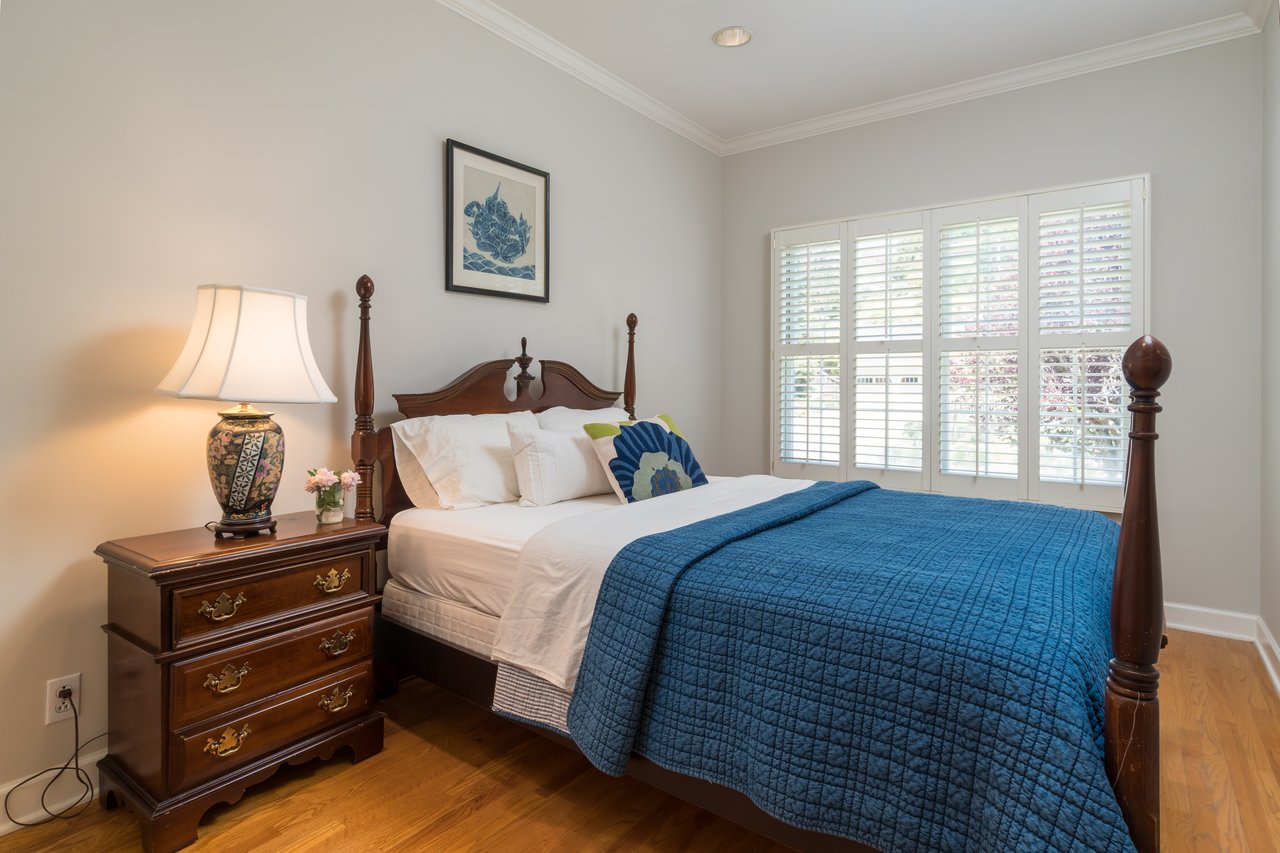 19 Greensburgh Lane, San Anselmo