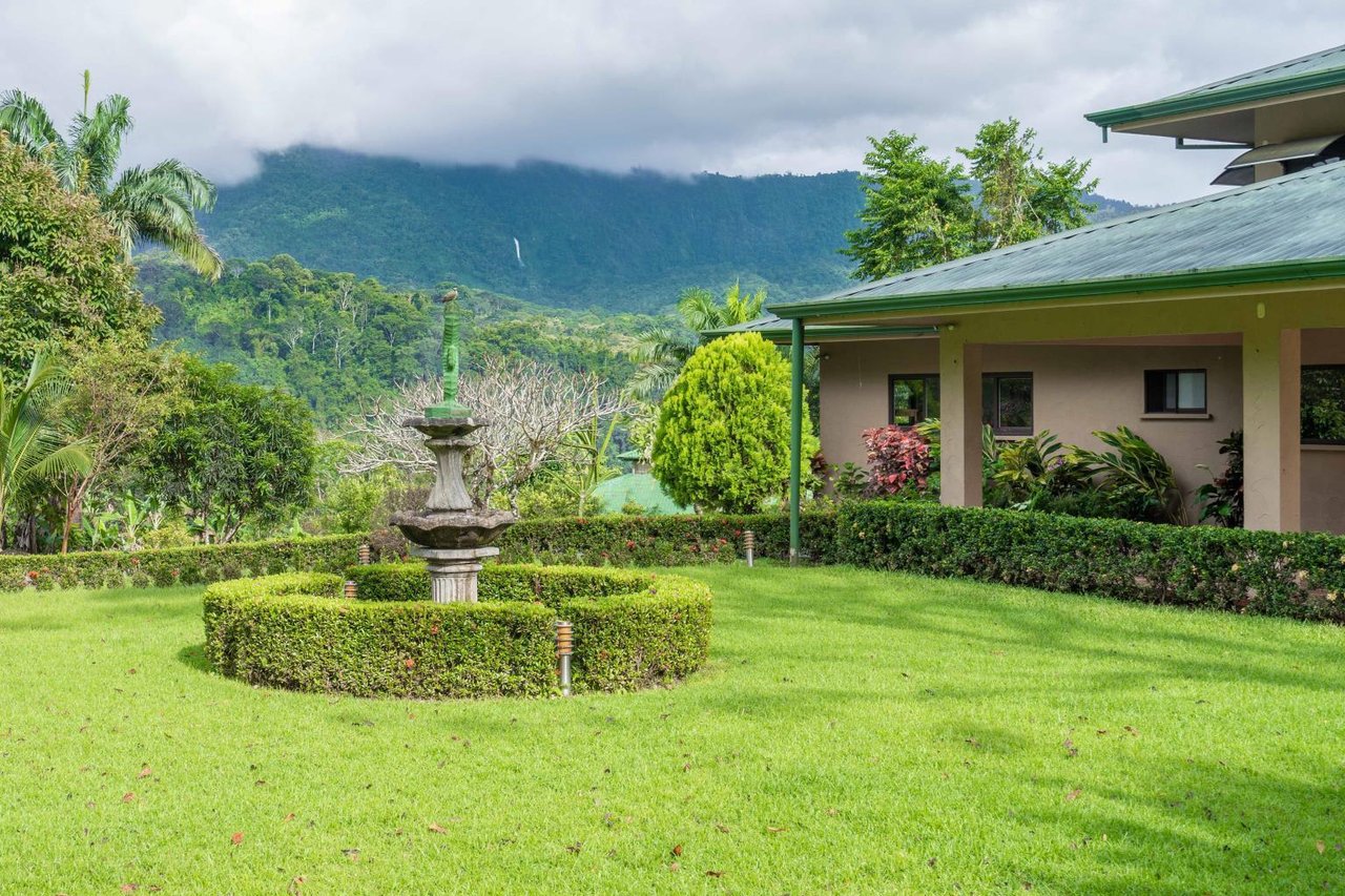 12.5 Acre Luxury Cacao Estate