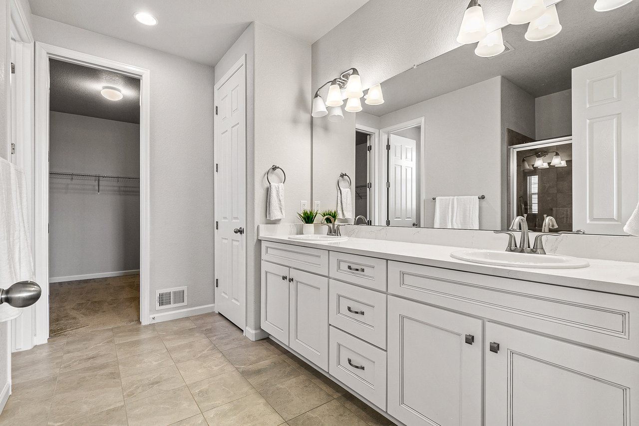 3635 White Rose Loop