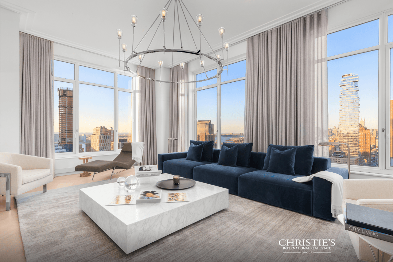 30 Park Pl, 42A 
