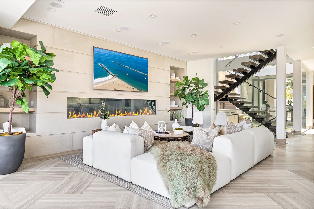 416 Hazel Drive