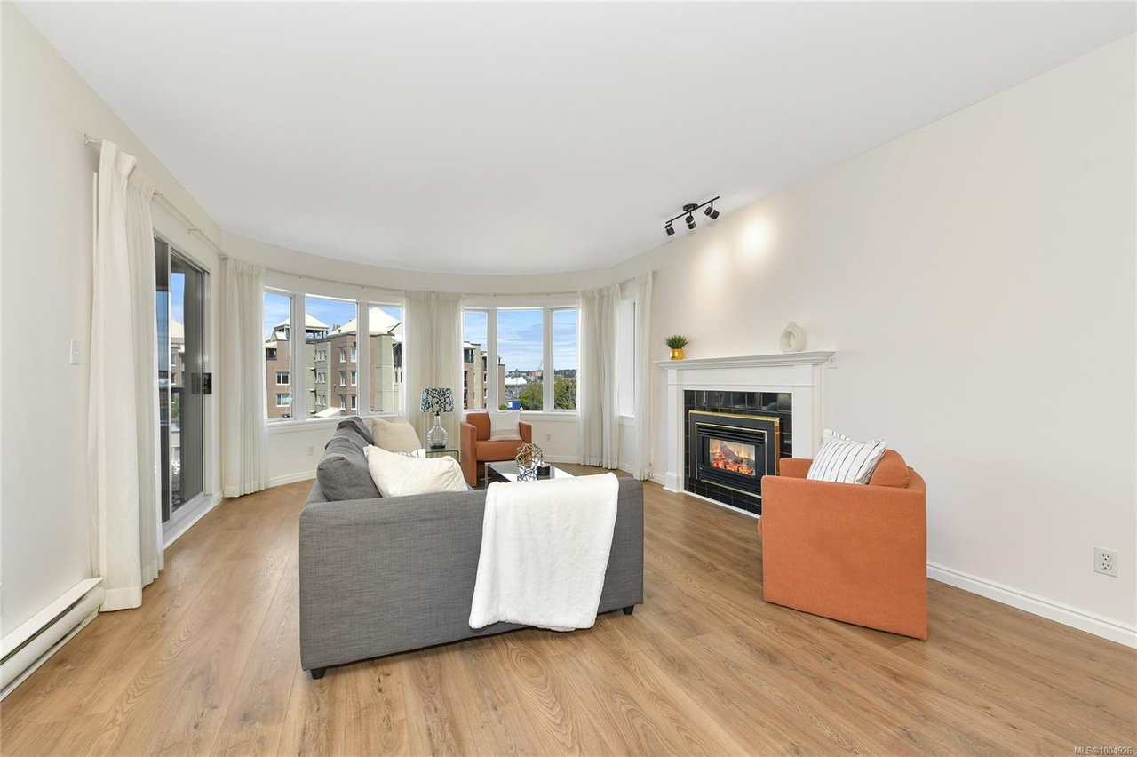 408-50 Songhees Rd