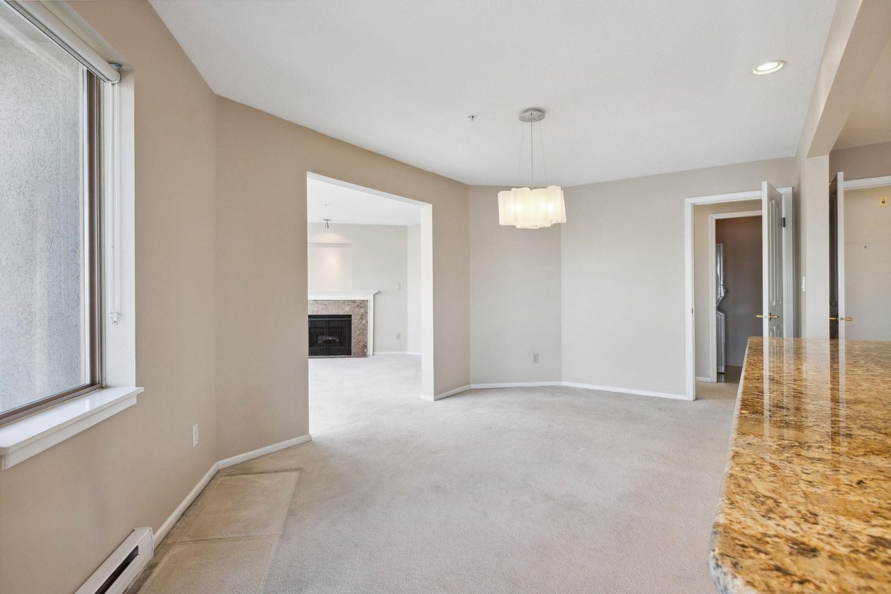 PH2-1859 Spyglass Pl