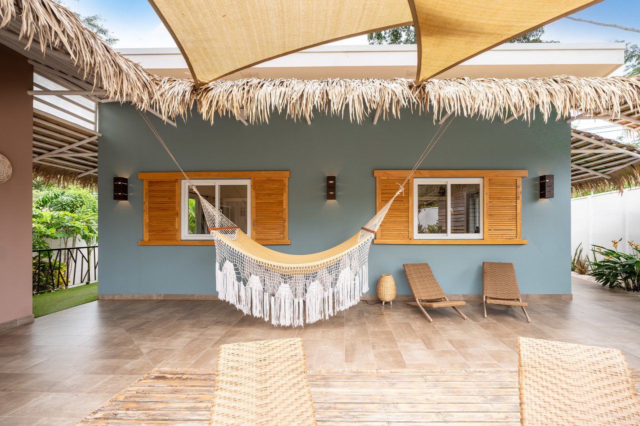 Tropical Gated Family Villa, Tamarindo, Guanacaste