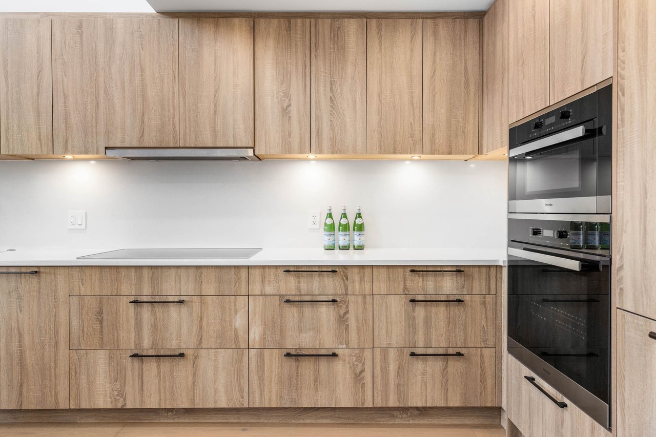406-3317 Ptarmigan Pl