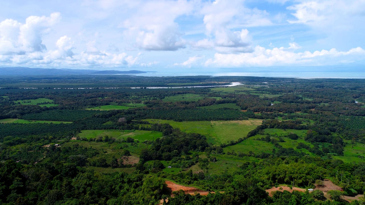 2 Acres Property with 360 Panoramic Views!