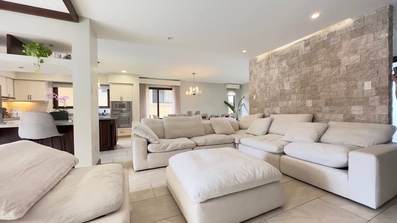 Modern Garden Condo, Curridabat, San Jose