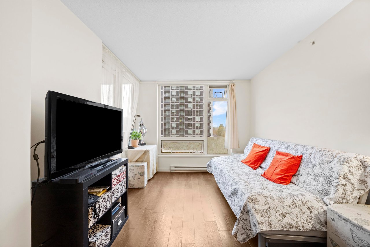 1808-5515 Boundary Rd