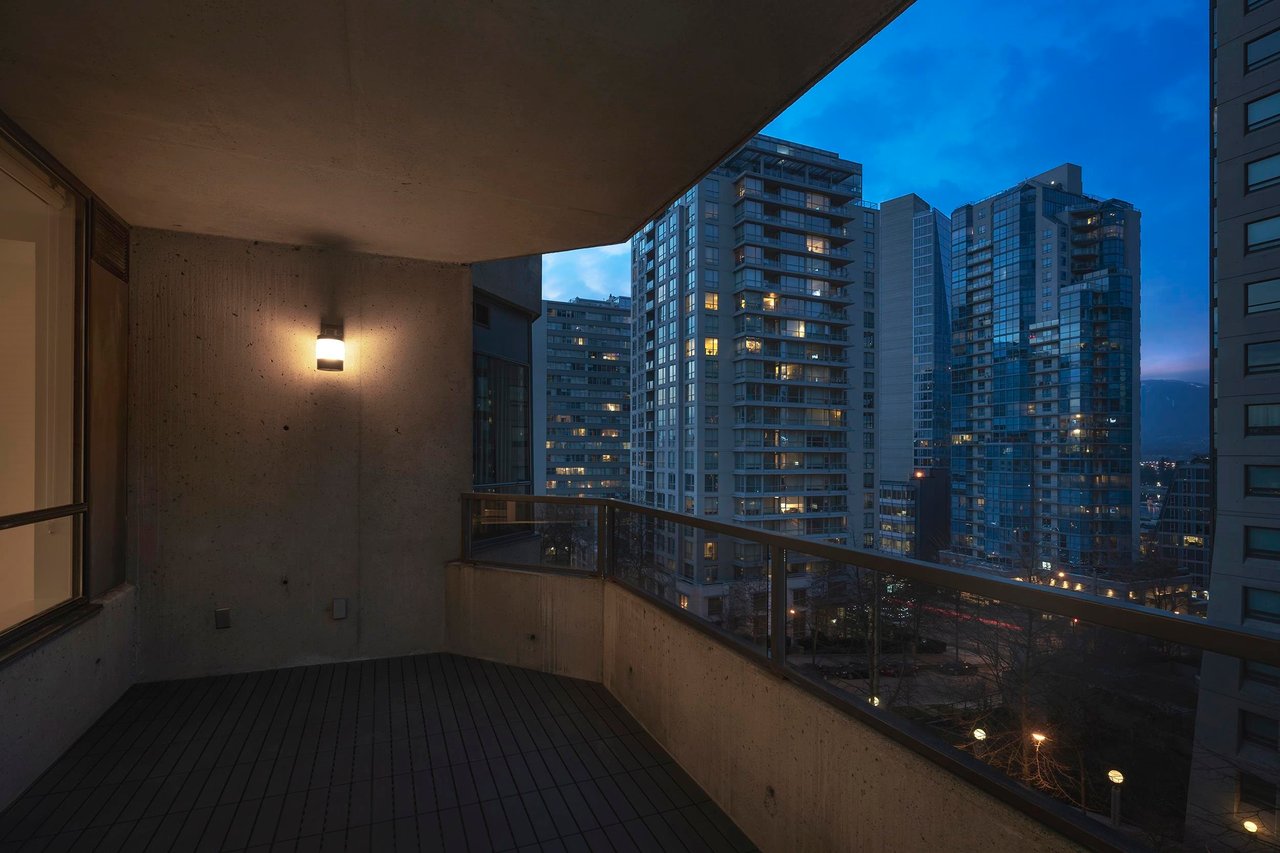 402-738 Broughton Street, Vancouver