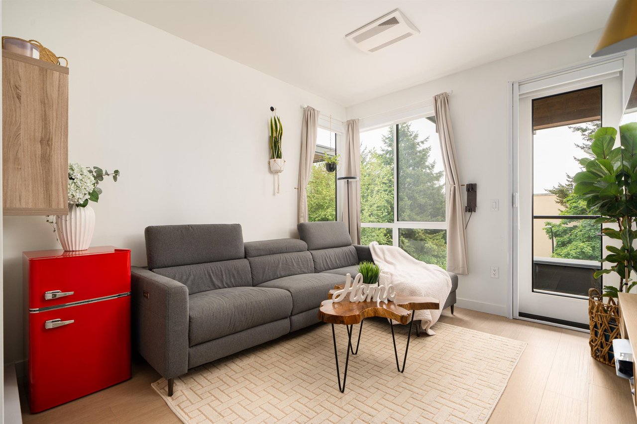 409-7588 16th St