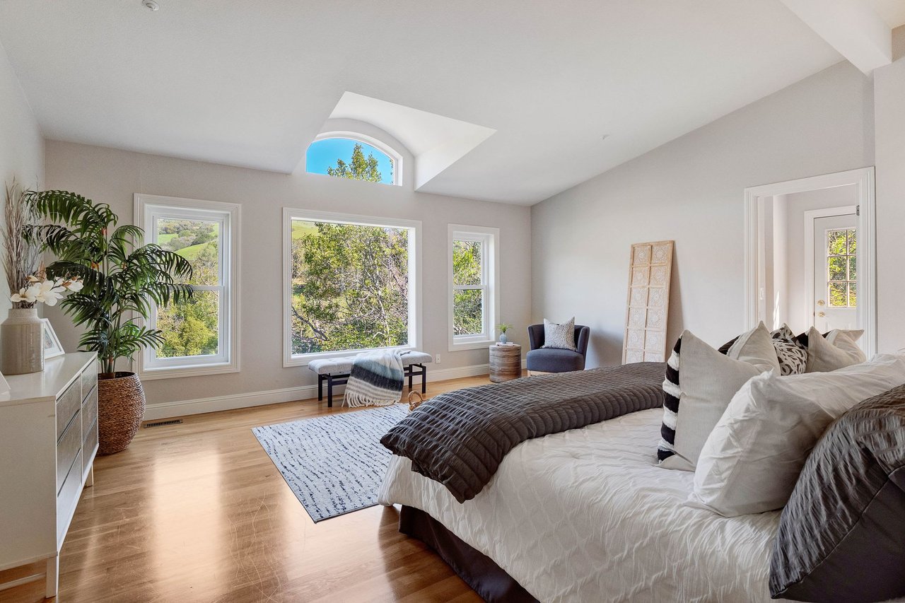 166 Crane Drive, San Anselmo