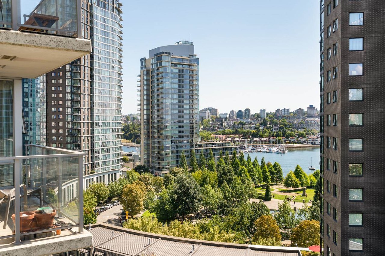 1003-550 Pacific Street, Vancouver