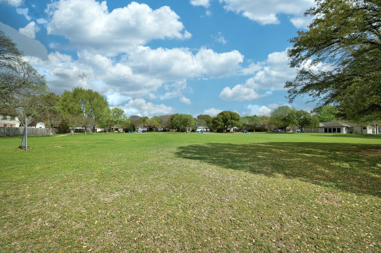 1204 Andrew CV
