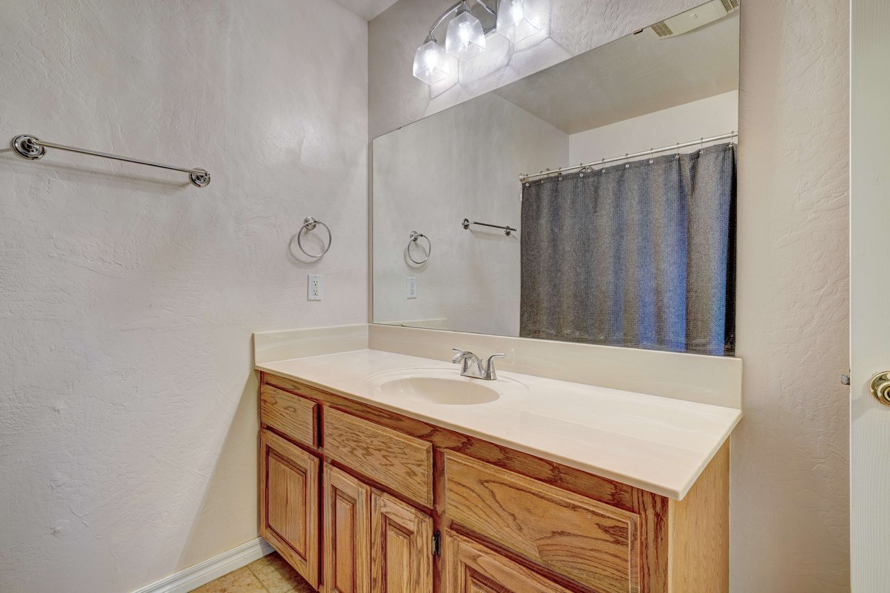109 Siara Dr