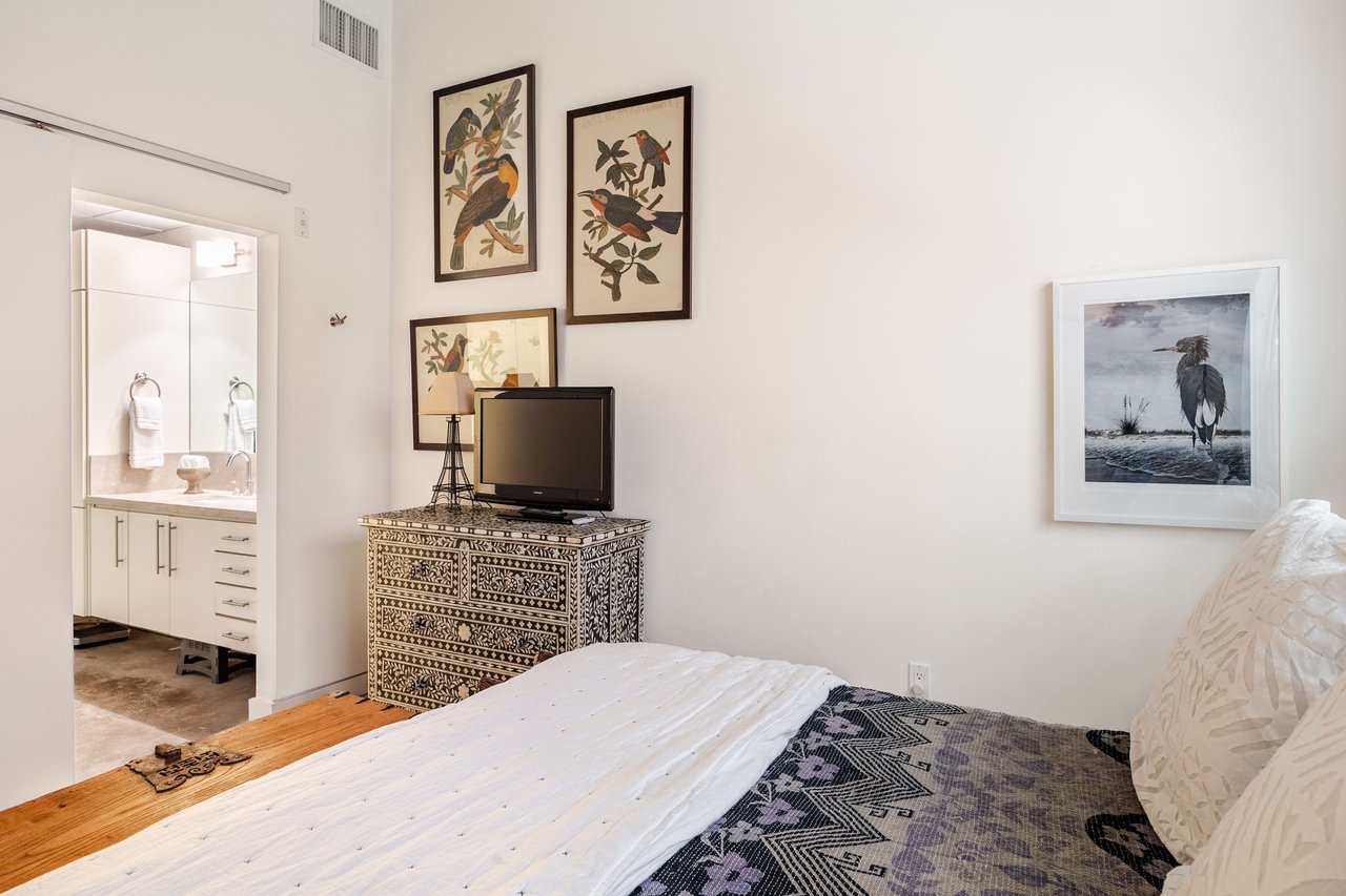 1401 Eva St 14B (104)