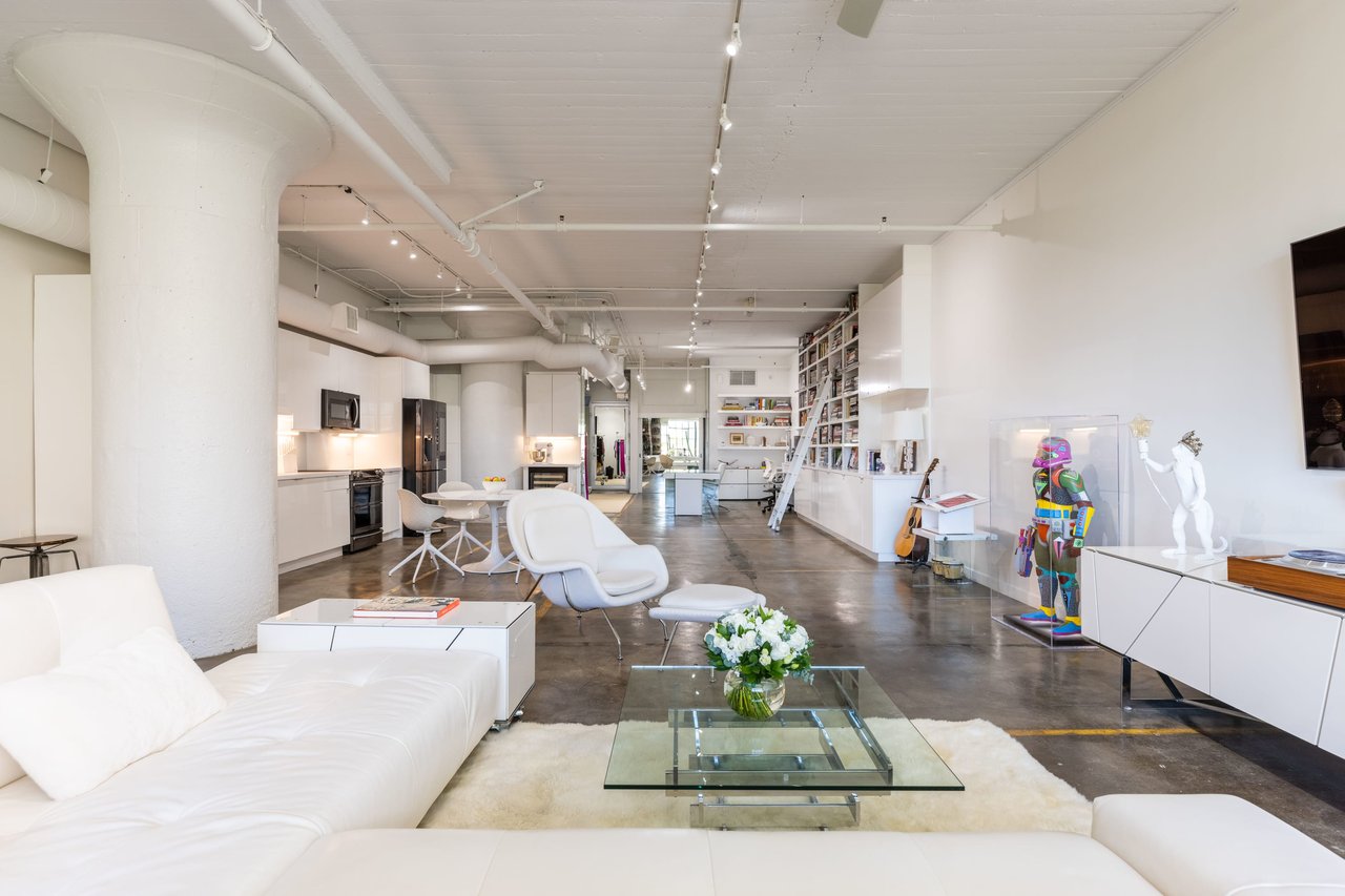 Stunning Double Size Industrial Modern Loft in the Toy Factory