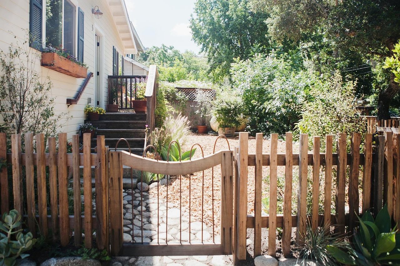 3 Wawona Rd