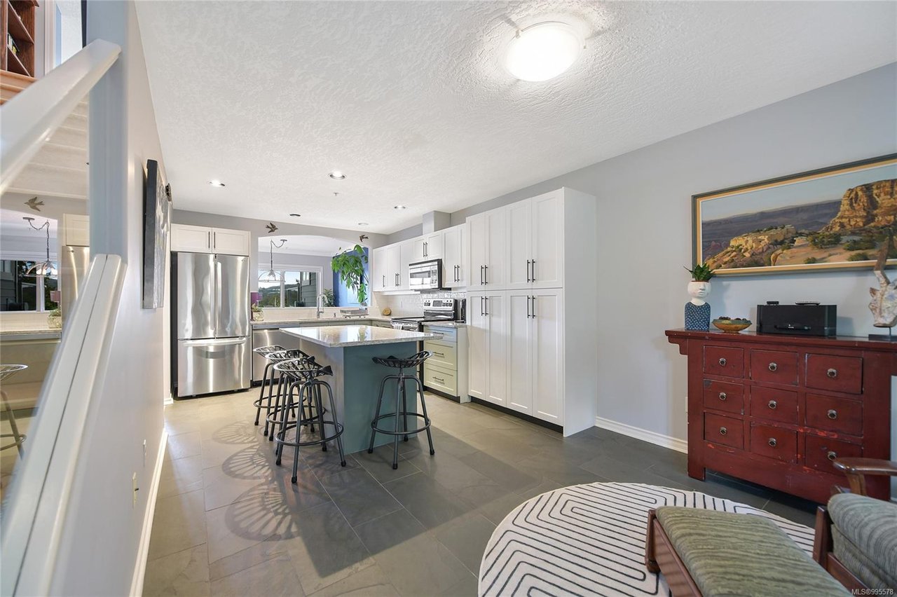 12-127 Aldersmith Pl