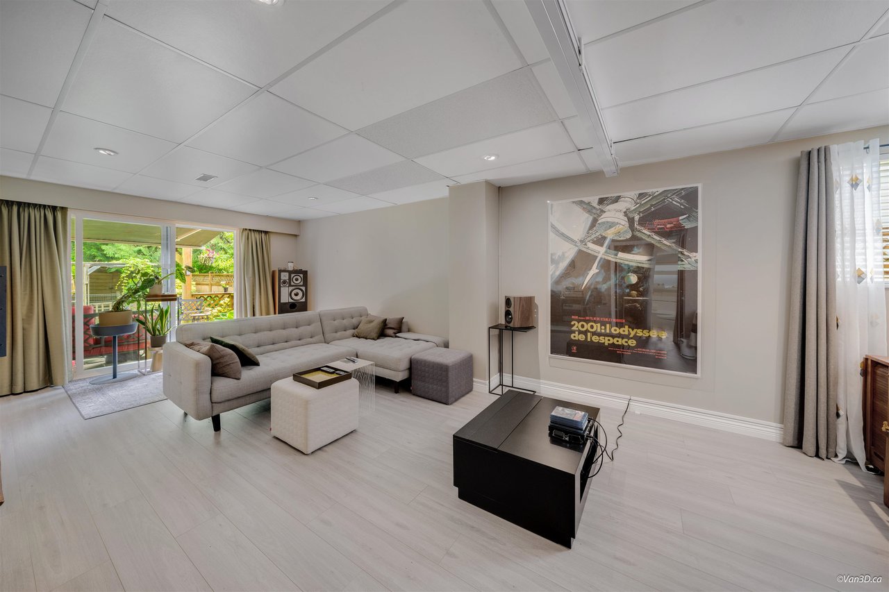 2052 W Keith Road, North Vancouver