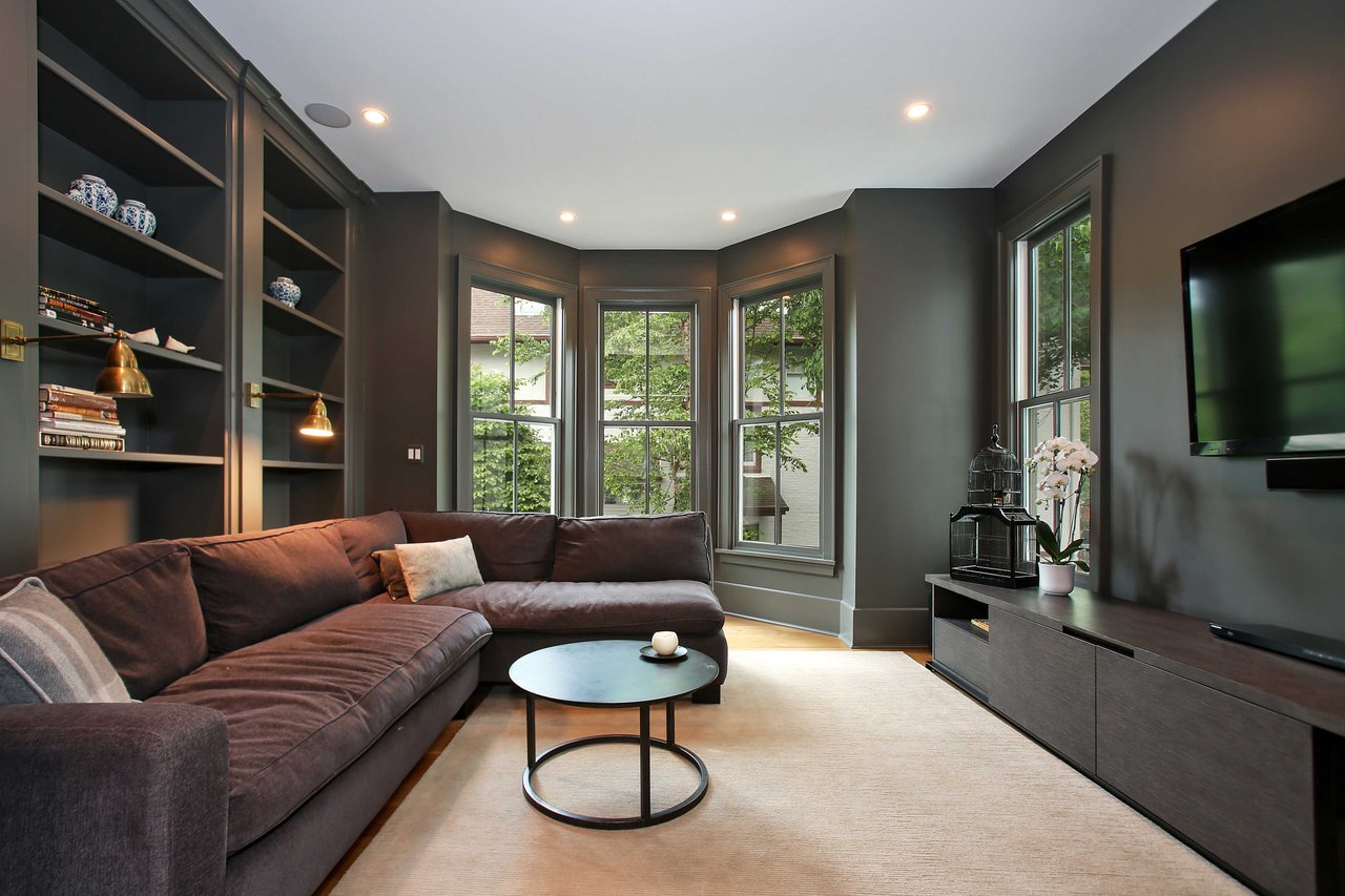 Brilliant Collaboration of Modern Meets Farmhouse