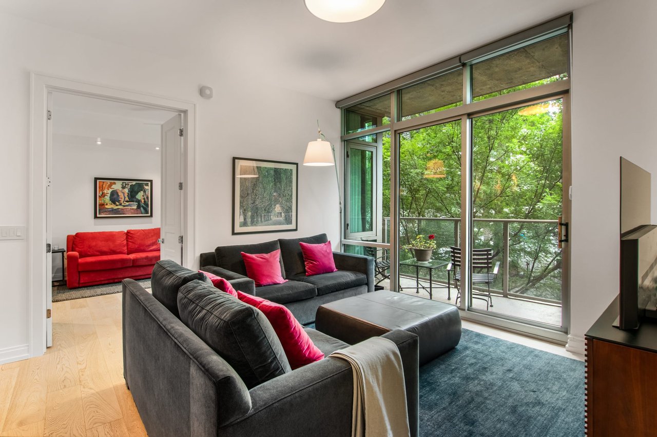 905 Juniper Street NE Unit: 310