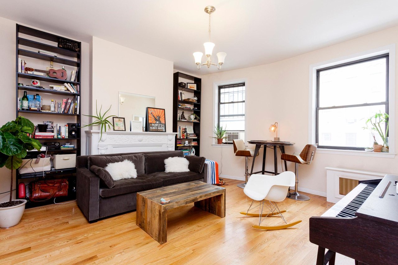342 W 56th St Unit: 6A