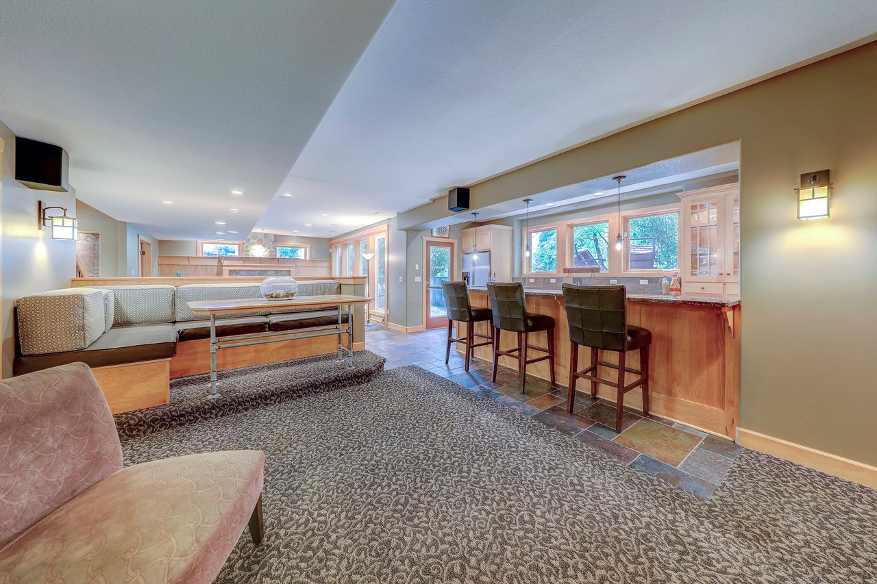 5514 W 147  Terrace