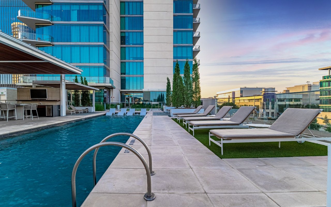 7901 Windrose Ave #504