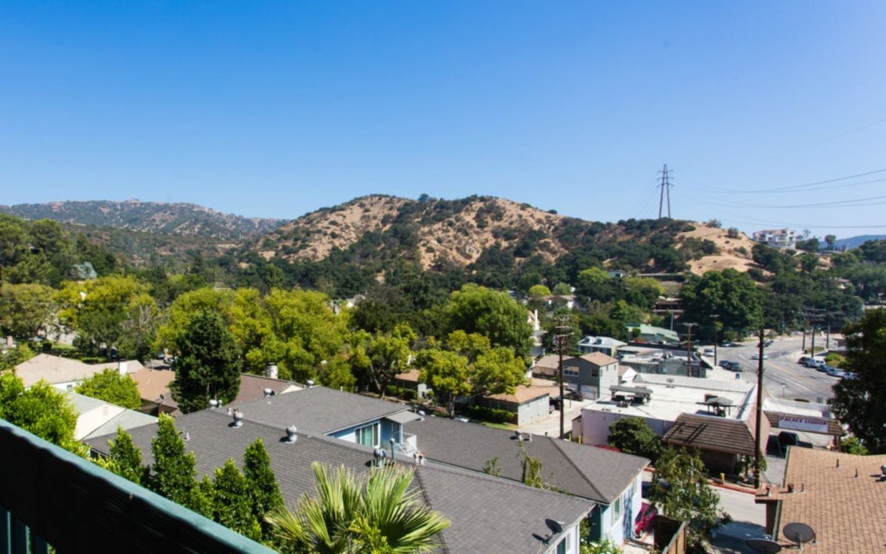 Verdugo View Condo With Pool