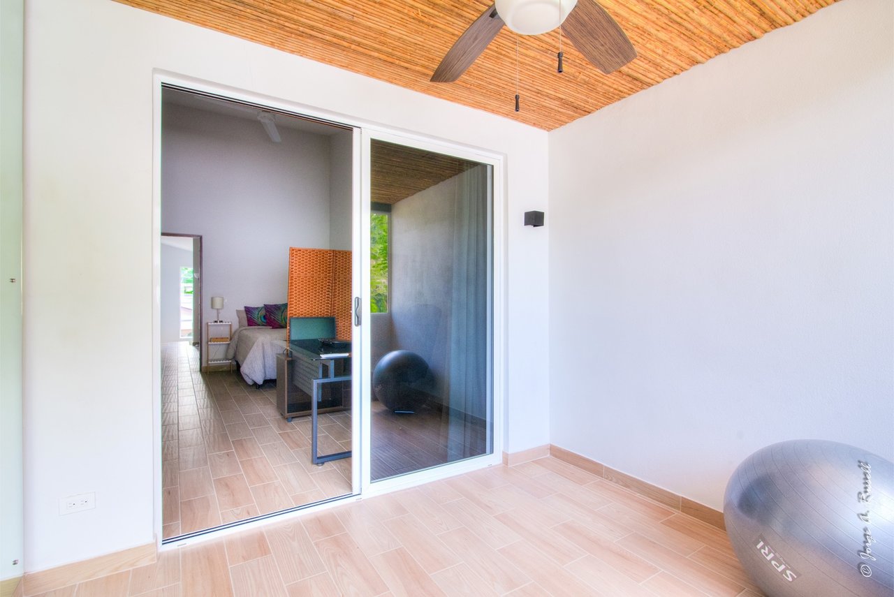 Tropical Income Generating Villa, Jaco, Puntarenas