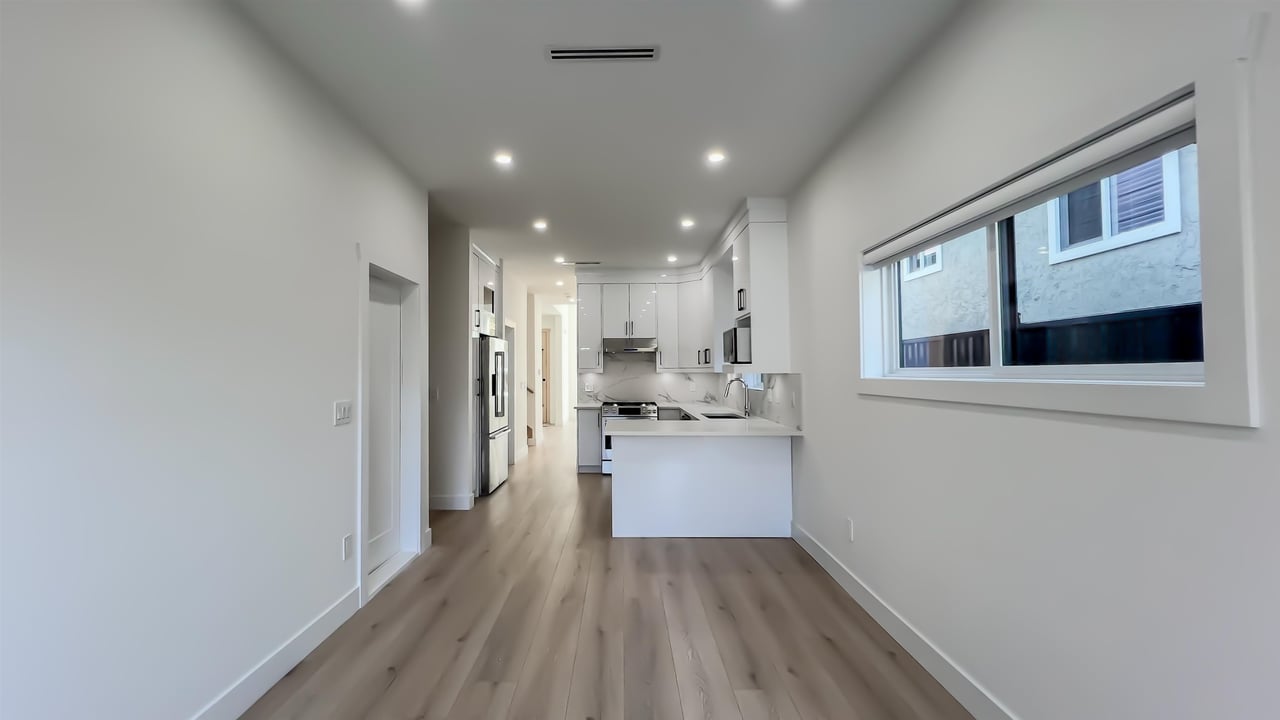 8020 19th Ave