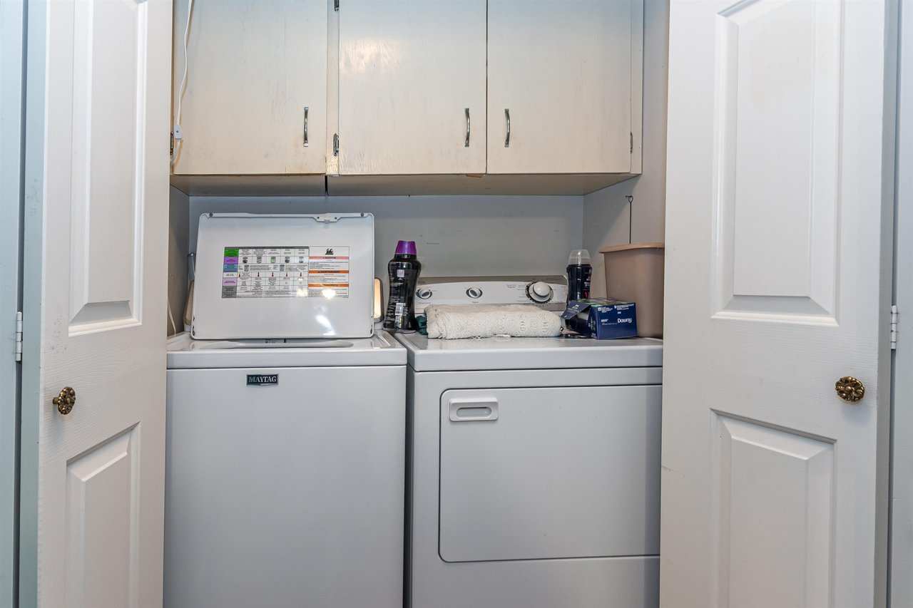 313-8725 Elm Dr