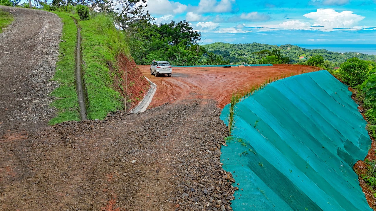 5 Acre Lot With A Sweeping Ocean And Sunset View, Ojochal Phase 9. LEGAL WATER!