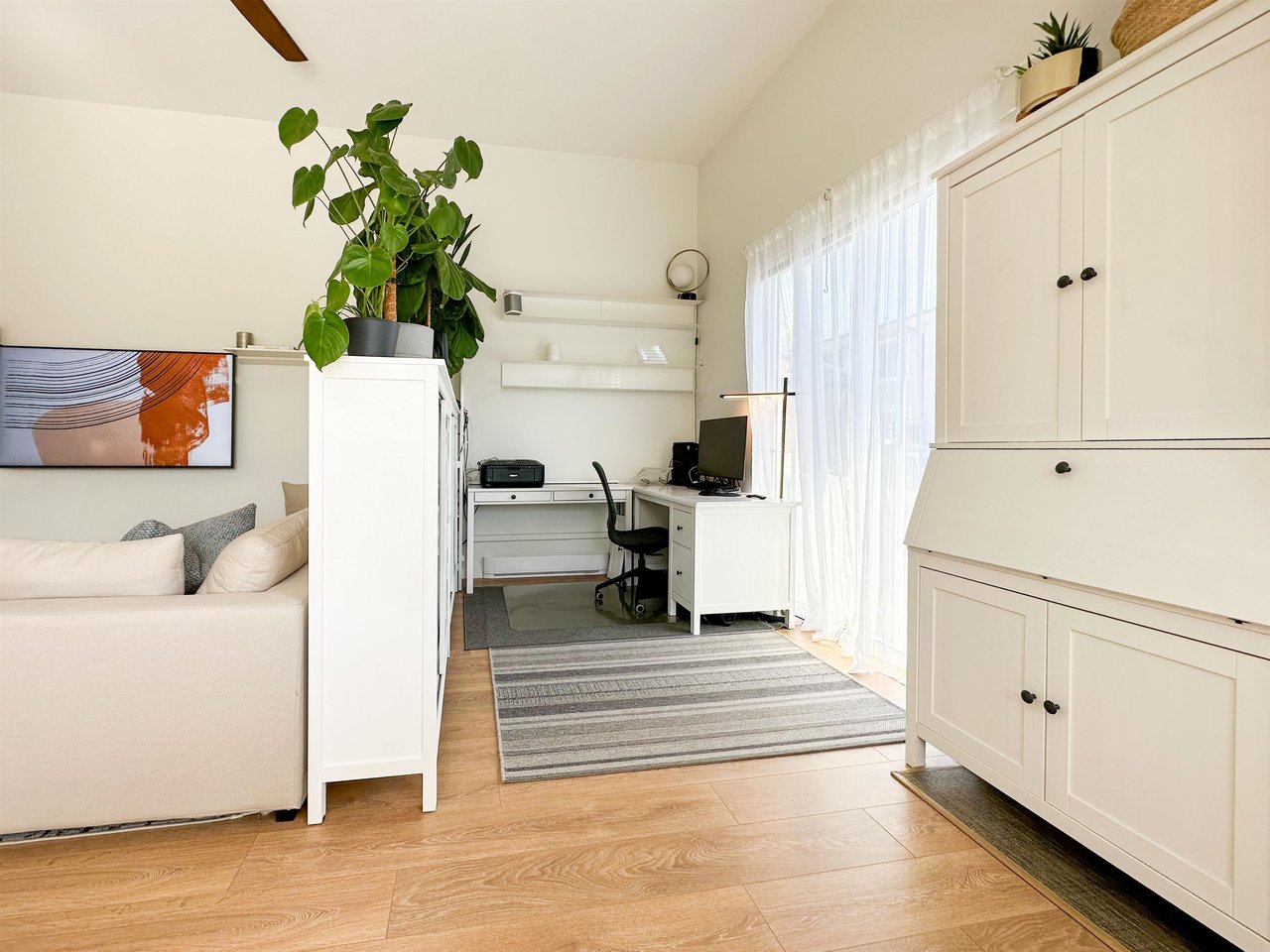 201-18505 Laurensen Pl
