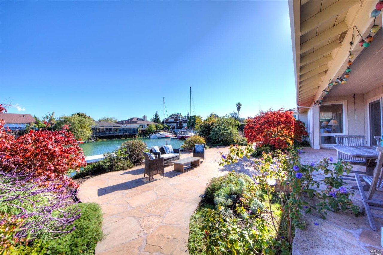 Charming Waterfront Property with Private Boat Dock- Represented Seller