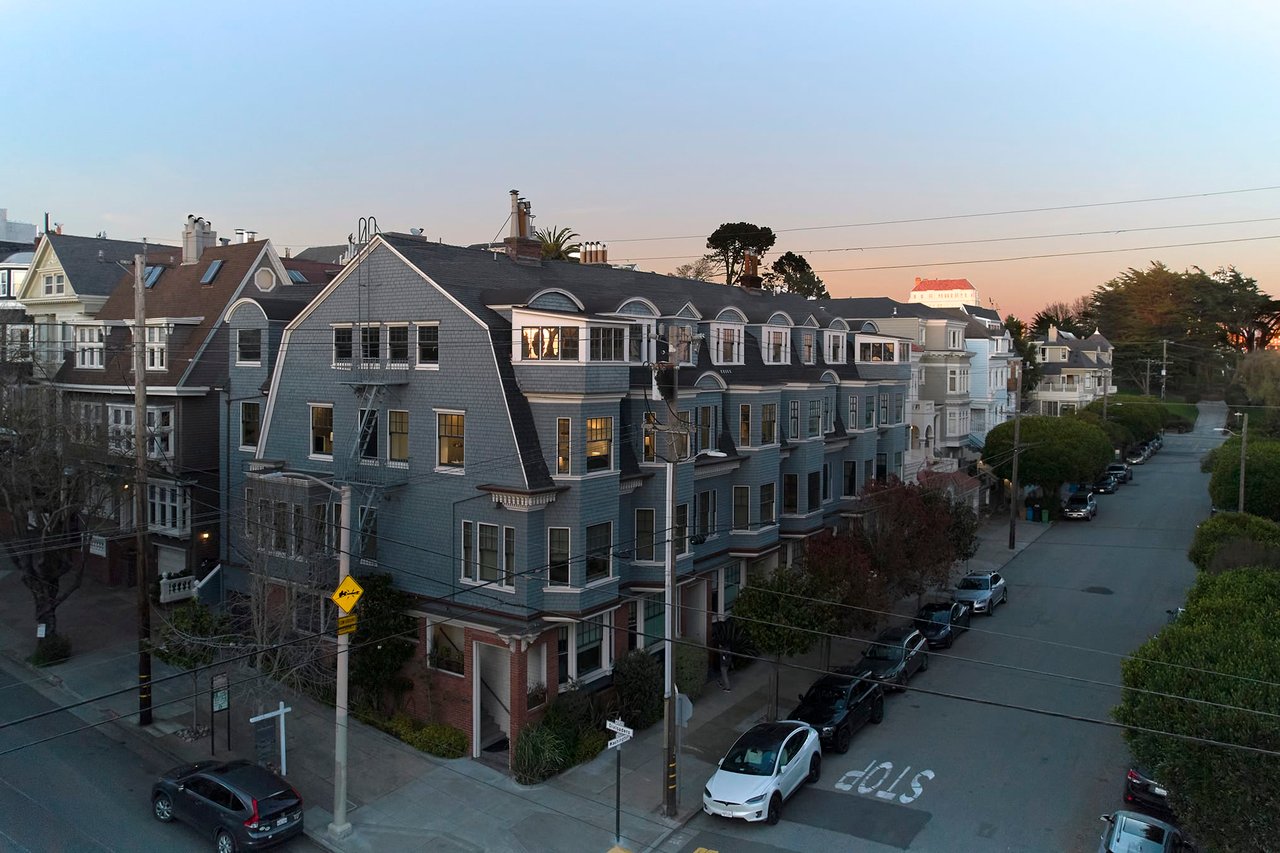 2300 Divisadero Street