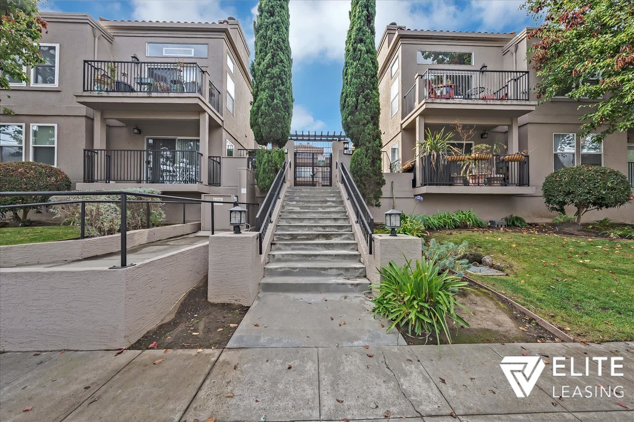 619 Woodside Way #C