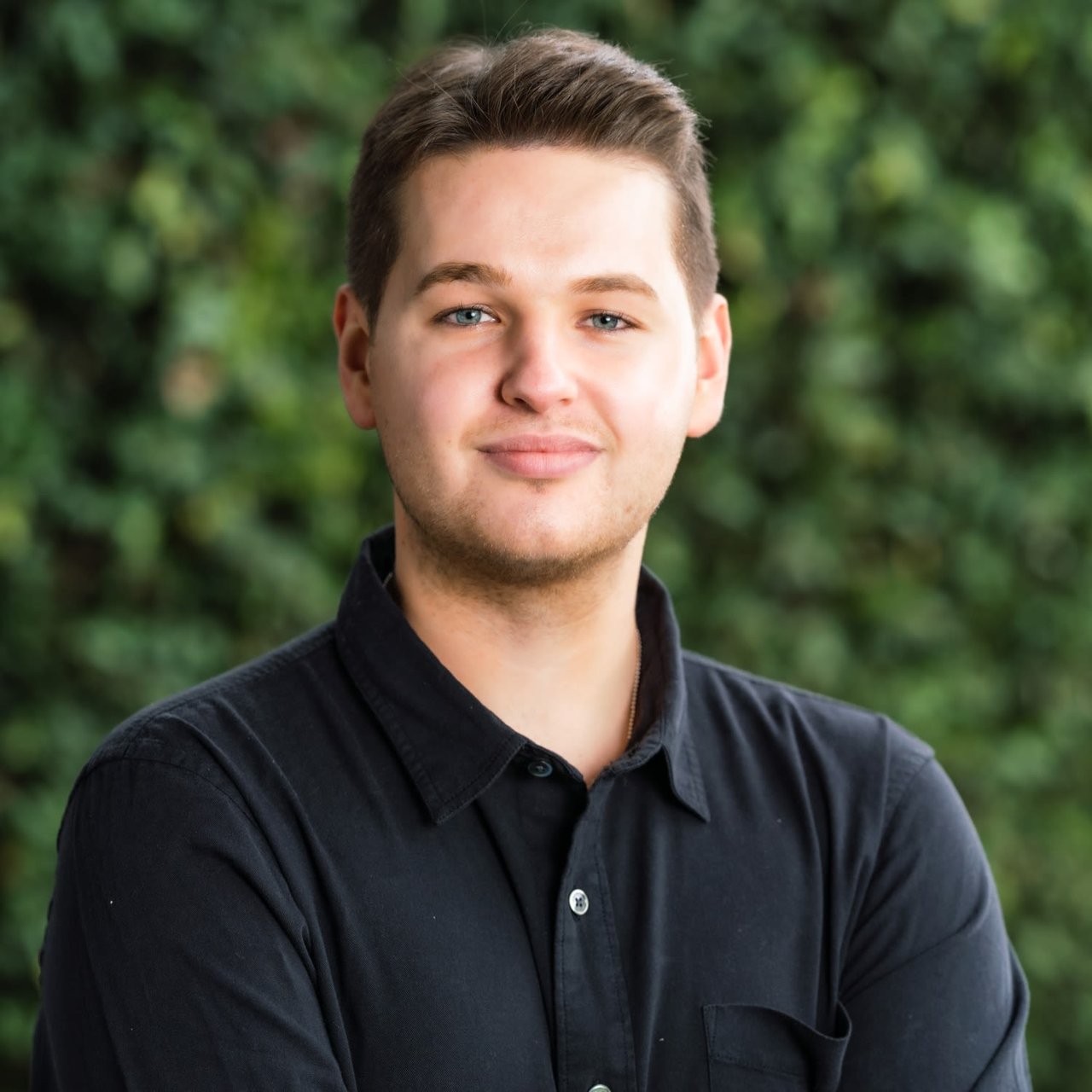 Matthew Fenton Beverly Hills Real Estate Agent Headshot