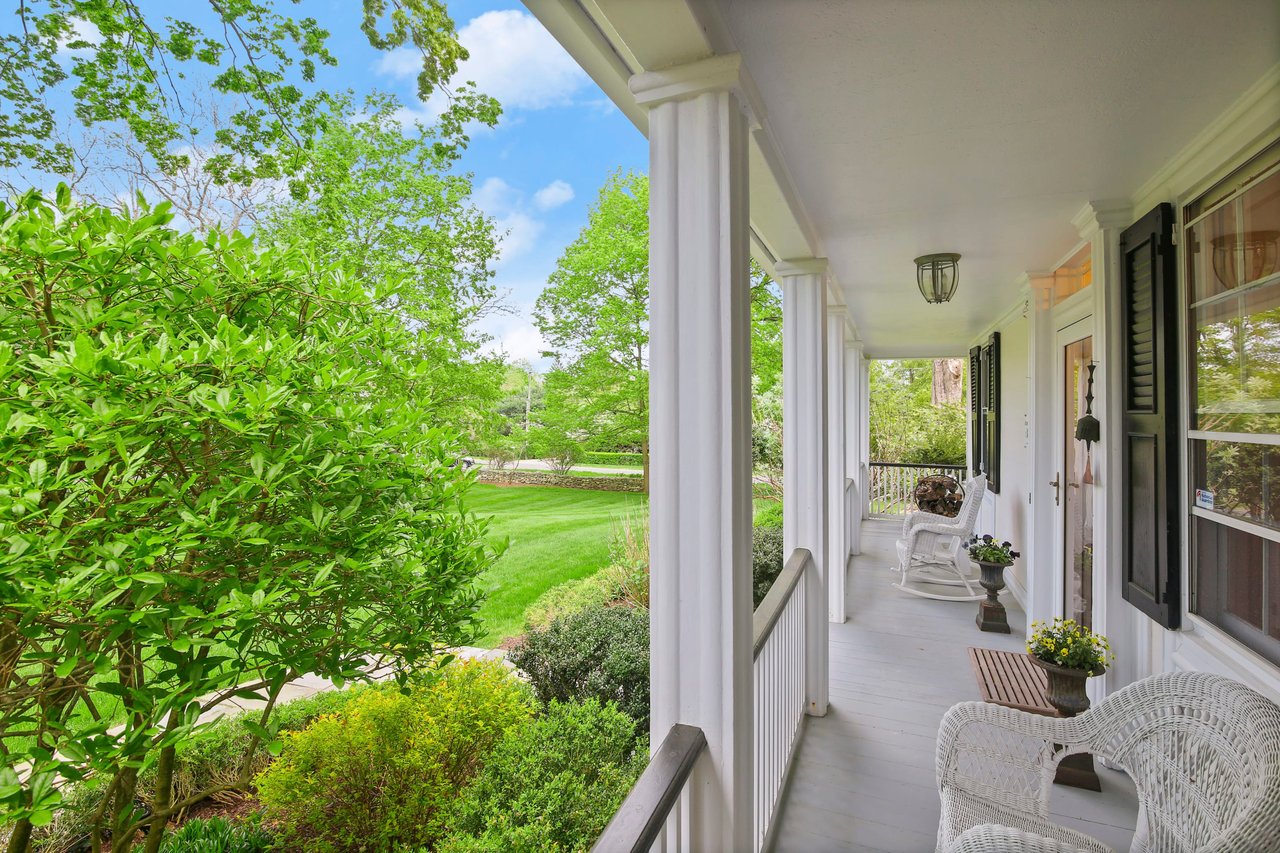 365 Greens Farms Road