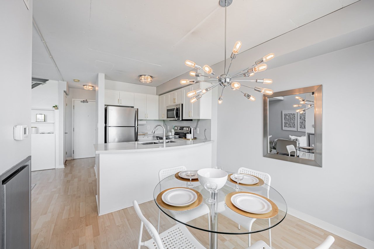 Experience Penthouse Living 