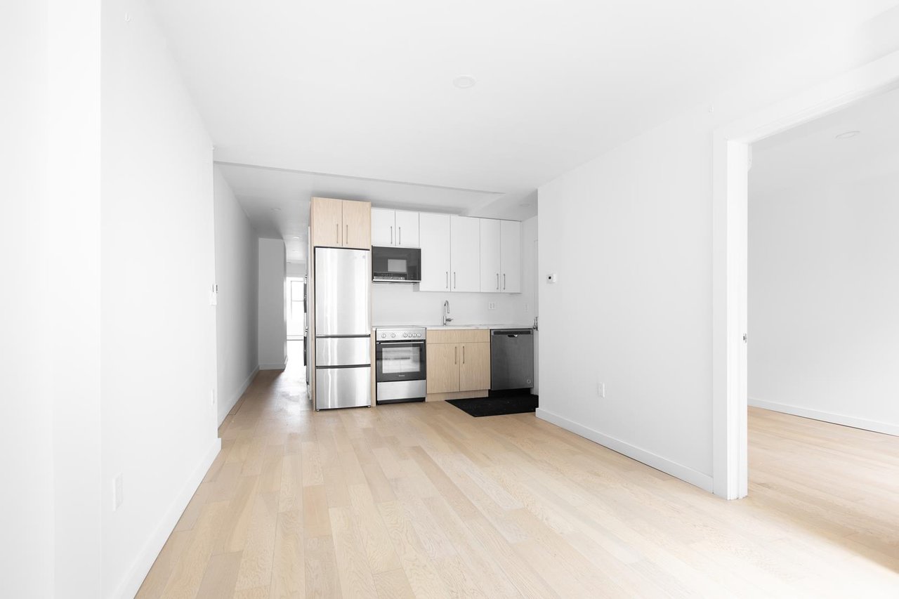 419 Marcus Garvey Boulevard, Apt 6