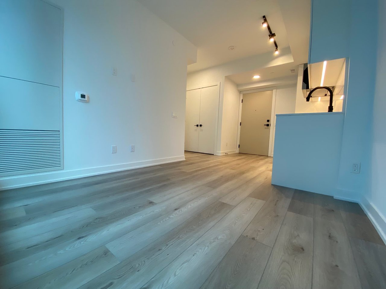 327 King St W, Unit 3104