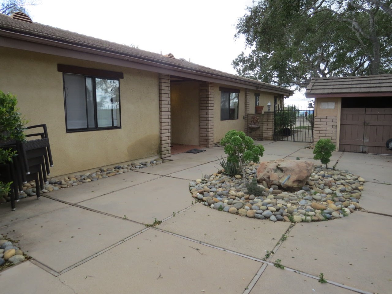 4025 W Oak Trail Rd