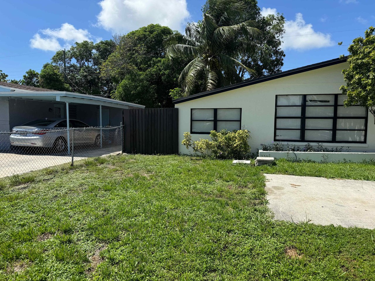 632 NW 19th St Pompano Beach FL-33060