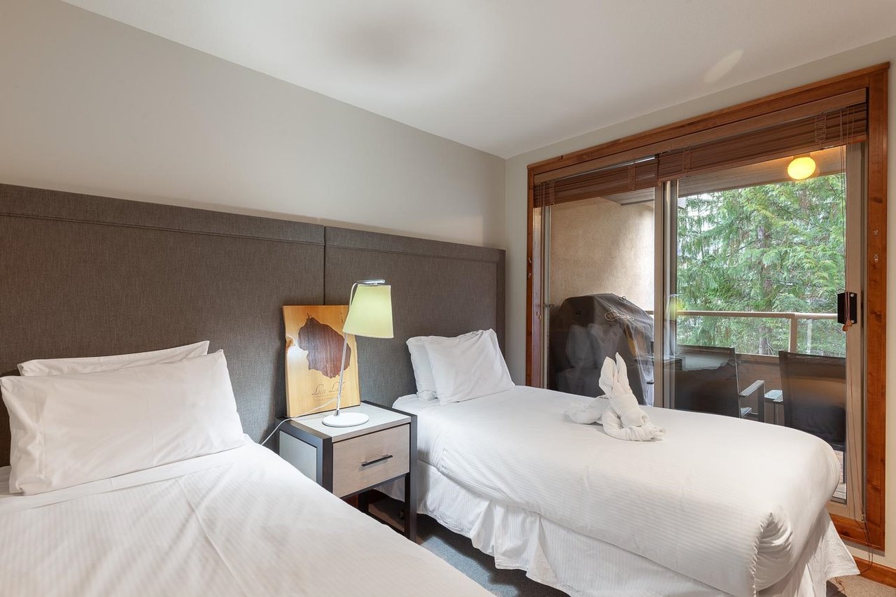18-4636 Blackcomb Wy