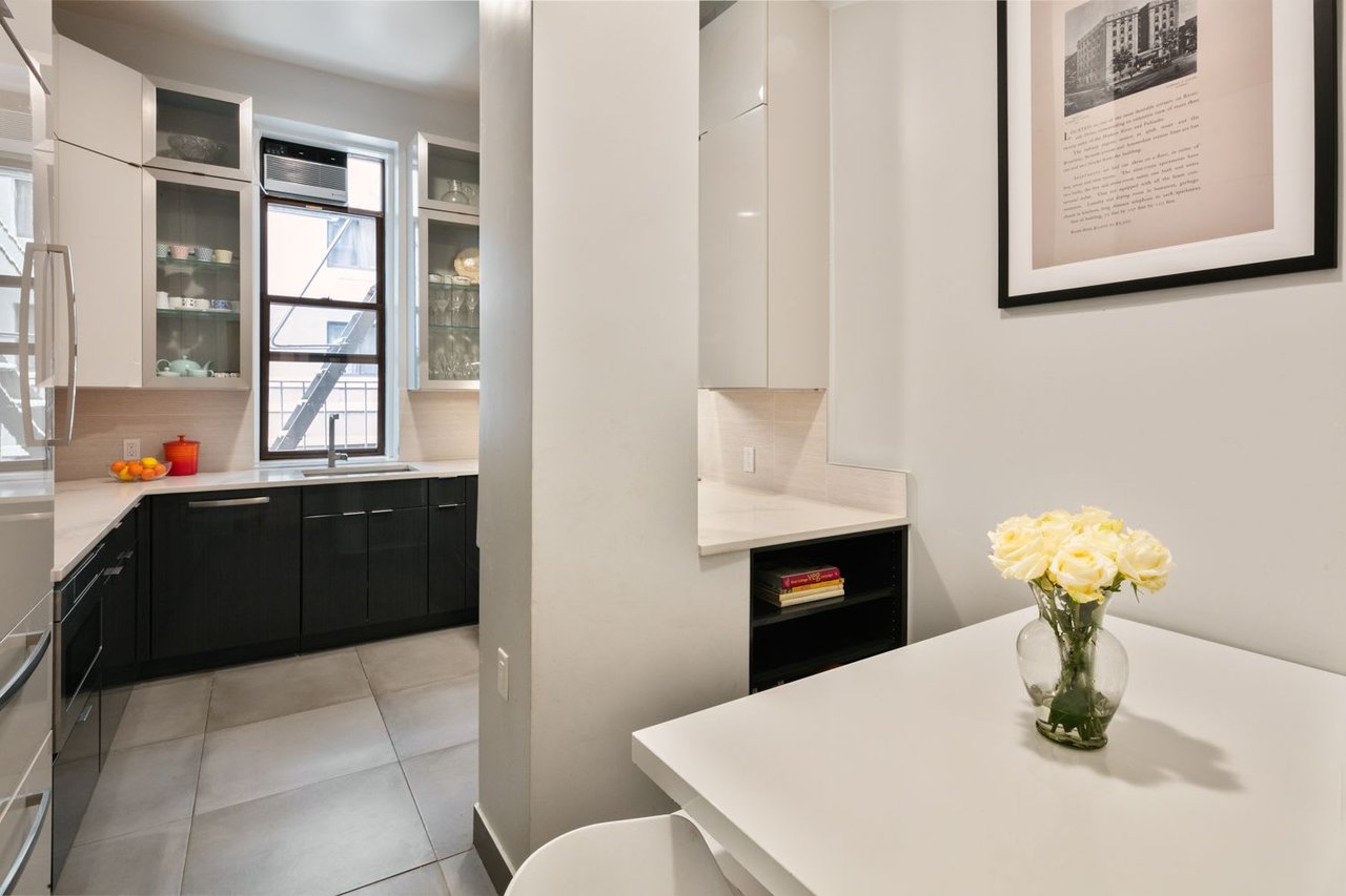 244 Riverside Dr #1D